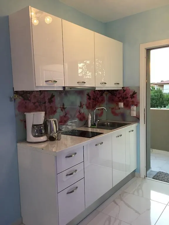 Dream Boutique Apartments Nikiti
